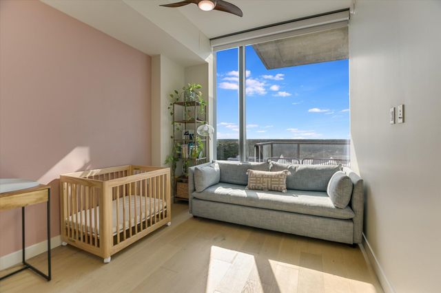 44 East Ave 1909, Austin, TX 78701