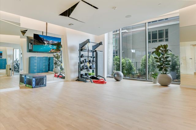44 East Ave 1909, Austin, TX 78701
