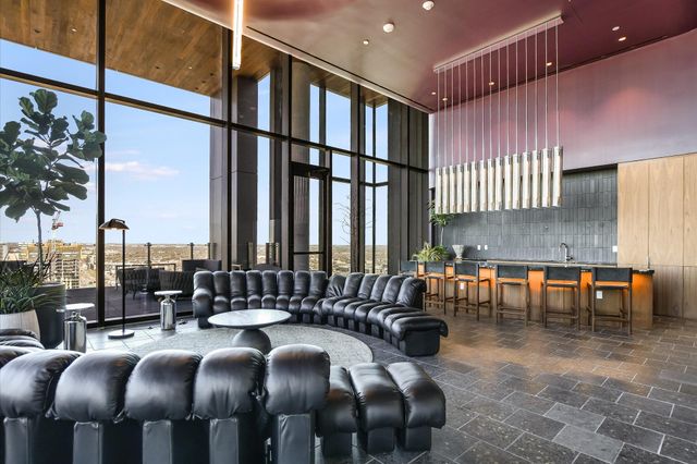 44 East Ave 1909, Austin, TX 78701