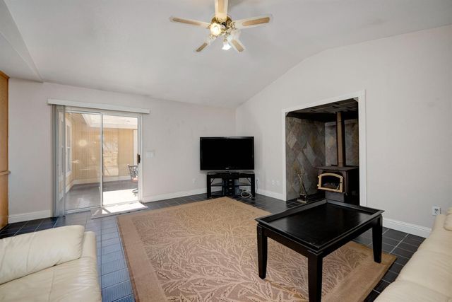 4427 E Catlett Rd, Lincoln, CA 95648