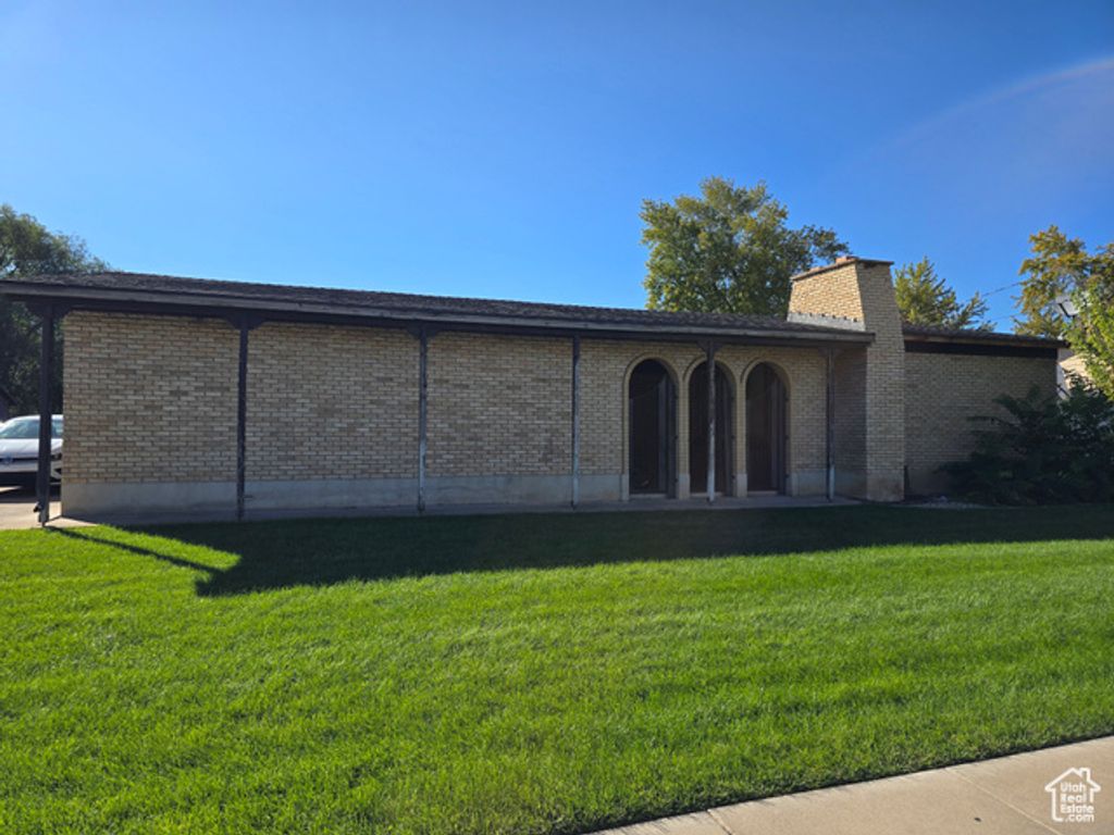 1622 S 1000 W, Syracuse, UT 84075