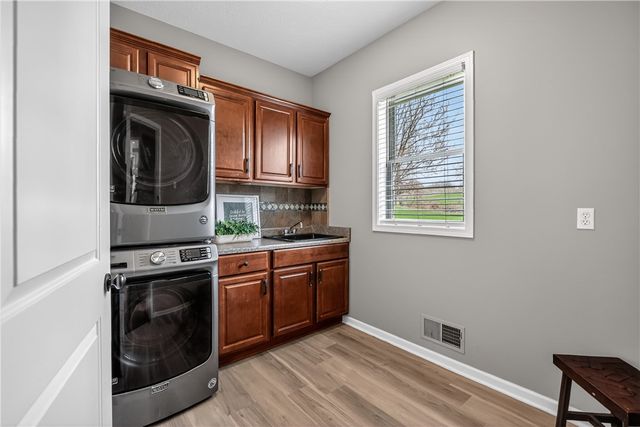 6664 Saint Johns Parkway, Victor, NY 14564