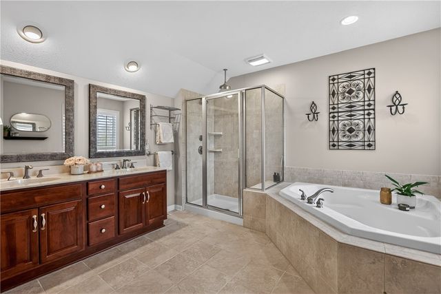 6664 Saint Johns Parkway, Victor, NY 14564