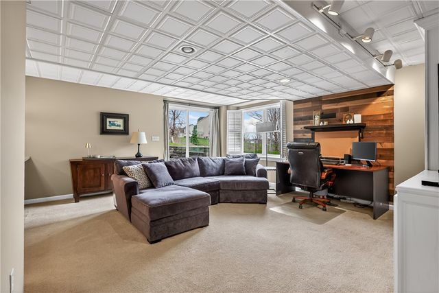 6664 Saint Johns Parkway, Victor, NY 14564
