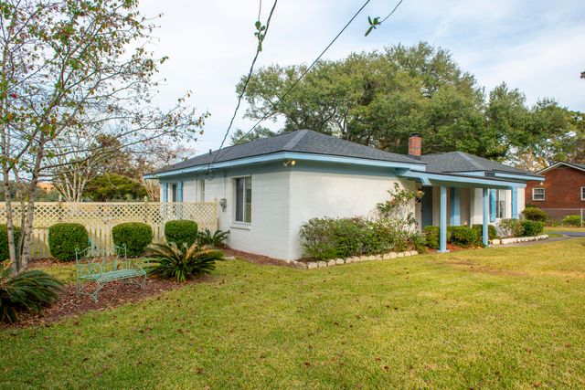 1744 Brantley Drive, Charleston, SC 29412