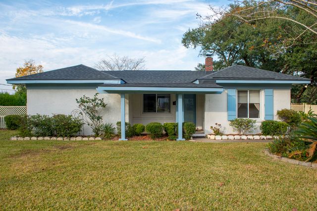 1744 Brantley Drive, Charleston, SC 29412