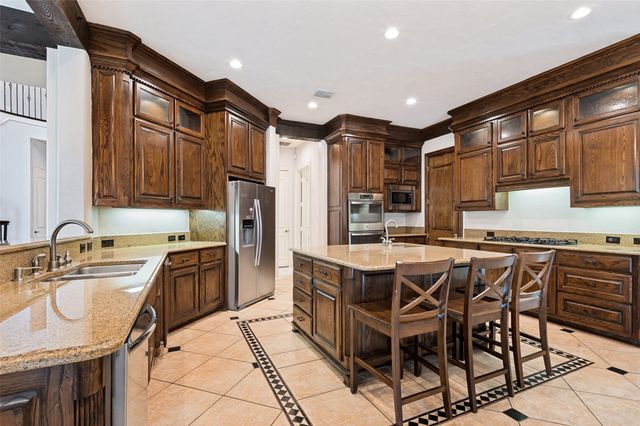 2619 King Arthur Boulevard, Lewisville, TX 75056