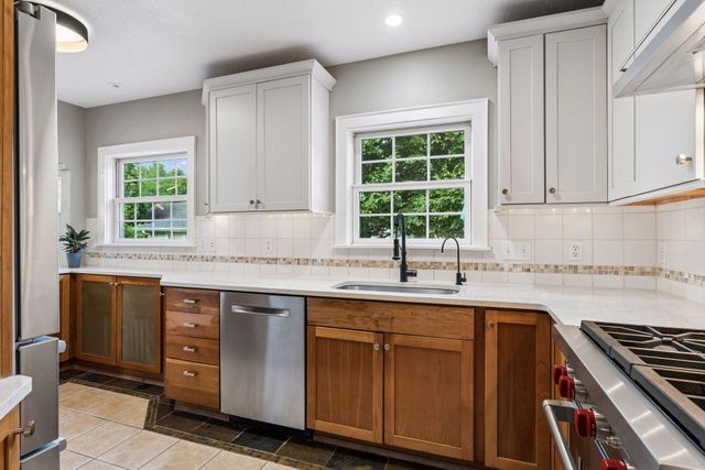 2810 Cleveland Street NE, Minneapolis, MN 55418