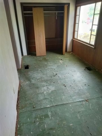 3188 E Hemphill Road, Burton, MI 48529