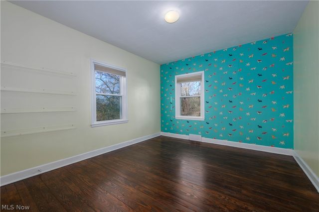 1210 Lennox Avenue NE, Massillon, OH 44646