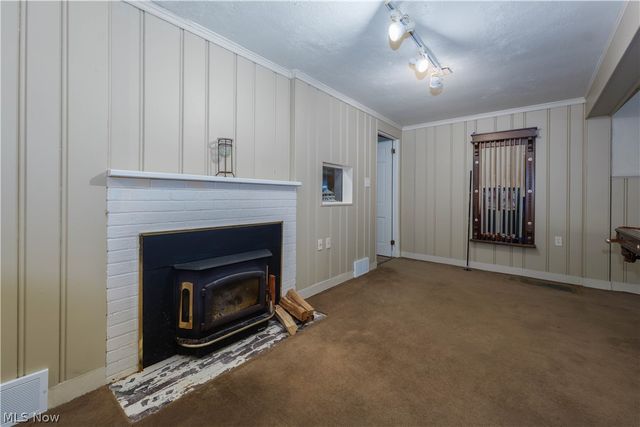 1210 Lennox Avenue NE, Massillon, OH 44646