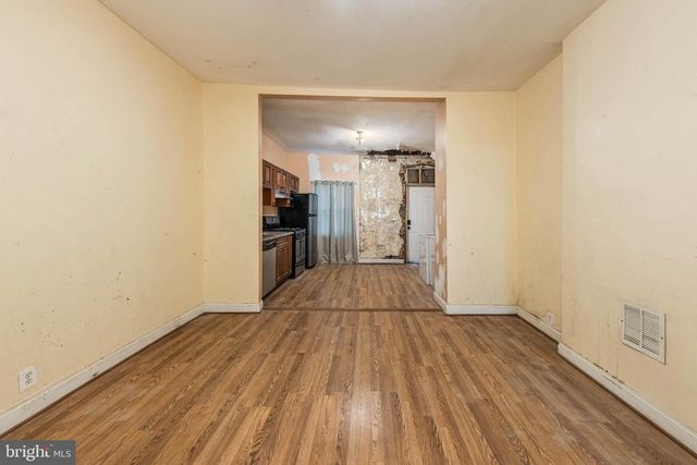 2705 RIGGS AVE, Baltimore, MD 21216