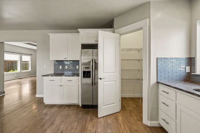 2201 Westwood Drive, Medford, OR 97501