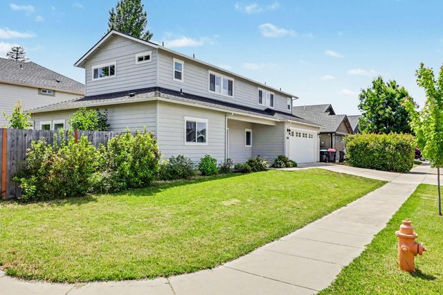 2201 Westwood Drive, Medford, OR 97501