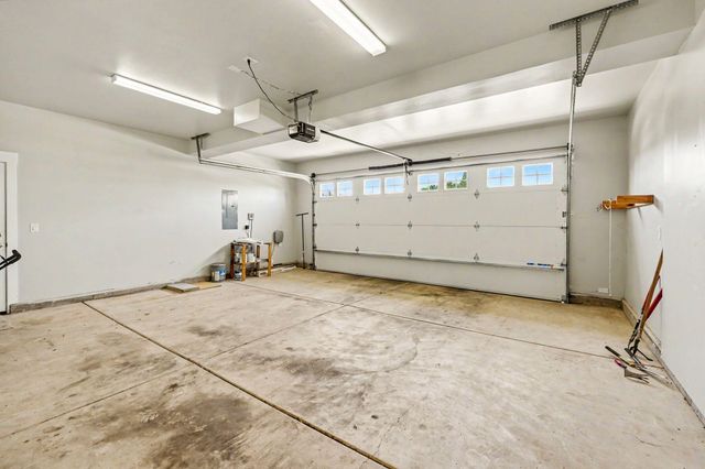 2201 Westwood Drive, Medford, OR 97501