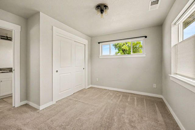 2201 Westwood Drive, Medford, OR 97501
