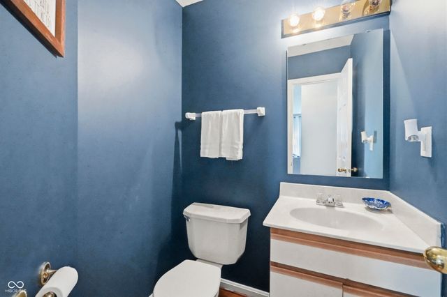 3915 Rosefinch Circle, Indianapolis, IN 46228