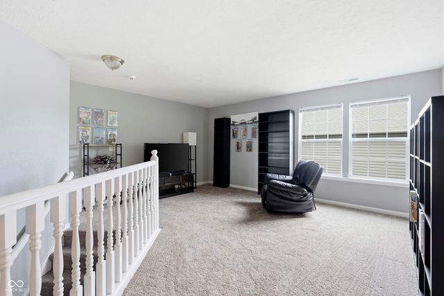 3915 Rosefinch Circle, Indianapolis, IN 46228