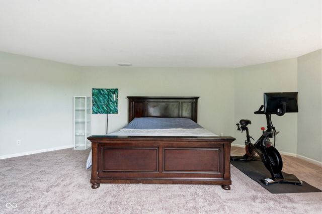 3915 Rosefinch Circle, Indianapolis, IN 46228