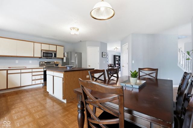 3915 Rosefinch Circle, Indianapolis, IN 46228
