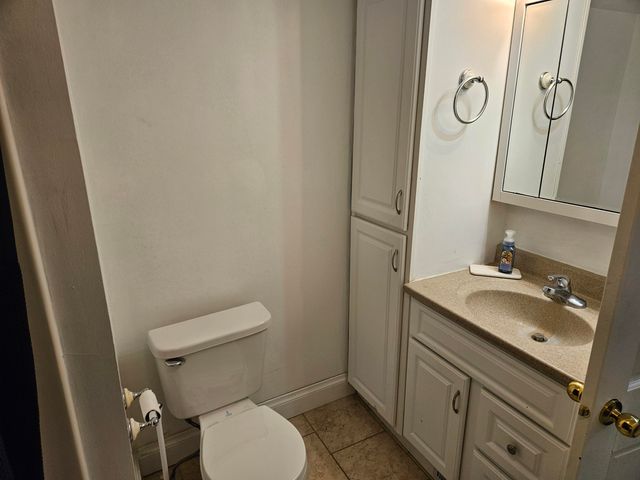 144 S Manning Street, Hillsdale City, MI 49242