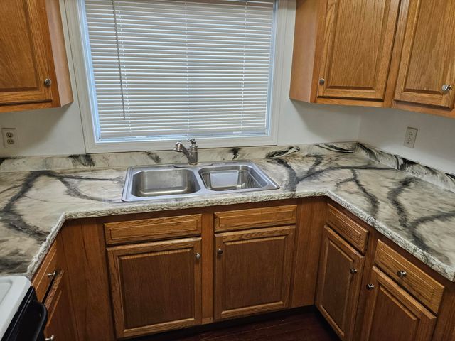 144 S Manning Street, Hillsdale City, MI 49242