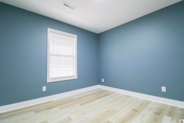 135 Clover Crescent, Paducah, KY 42003