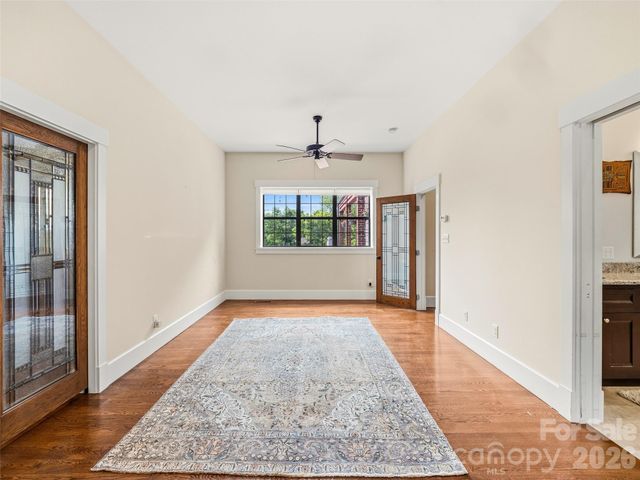 24 Kimberly Avenue, Asheville, NC 28804