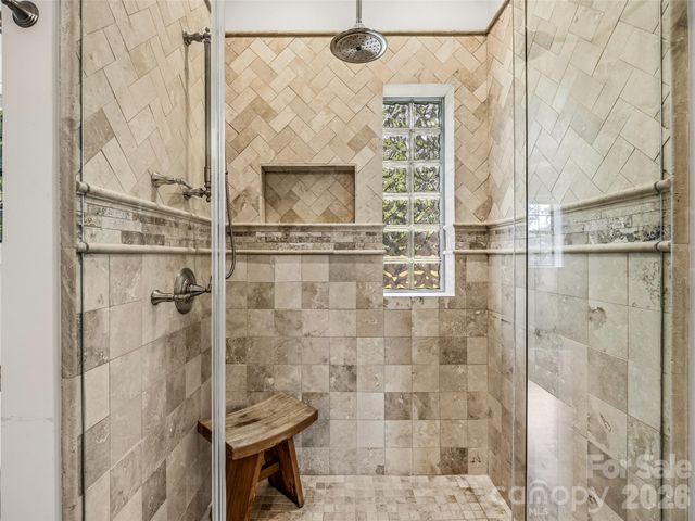 24 Kimberly Avenue, Asheville, NC 28804