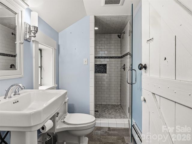 24 Kimberly Avenue, Asheville, NC 28804