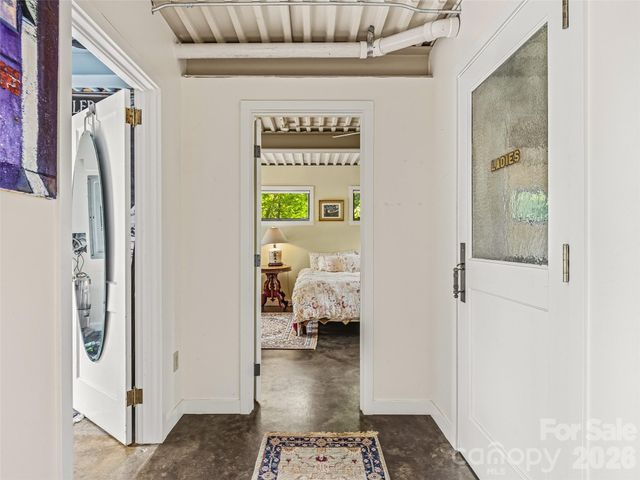 24 Kimberly Avenue, Asheville, NC 28804