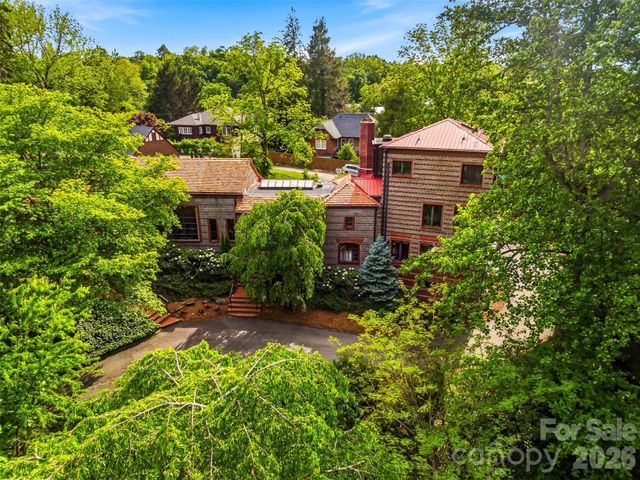 24 Kimberly Avenue, Asheville, NC 28804