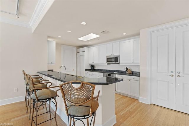 780 5th AVE S # 13, Naples, FL 34102