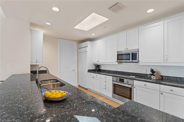 780 5th AVE S # 13, Naples, FL 34102