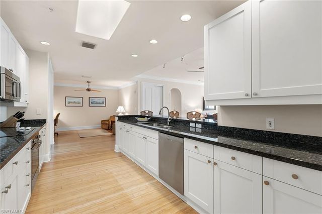 780 5th AVE S # 13, Naples, FL 34102