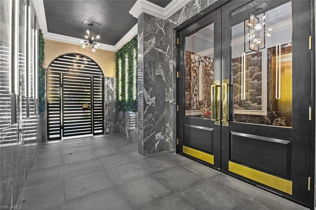 780 5th AVE S # 13, Naples, FL 34102