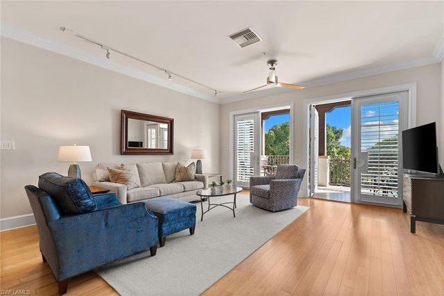 780 5th AVE S # 13, Naples, FL 34102