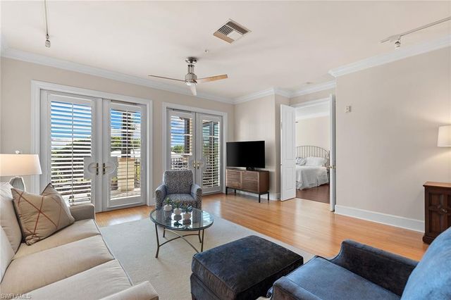 780 5th AVE S # 13, Naples, FL 34102