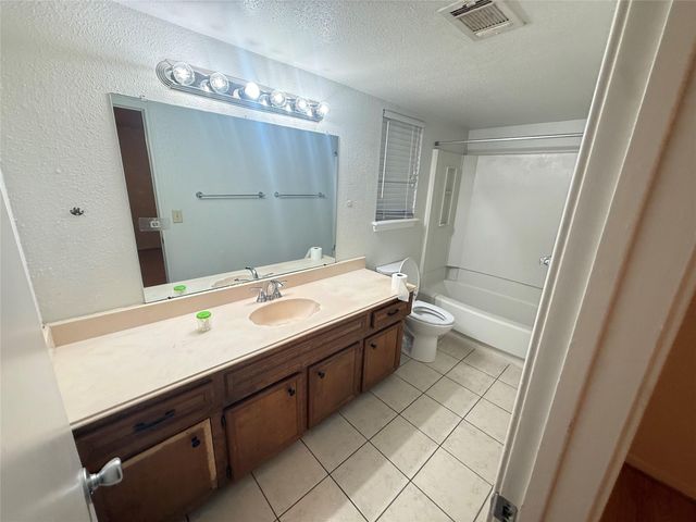 9526 Misty Bridge Street, Houston, TX 77075