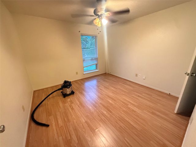 9526 Misty Bridge Street, Houston, TX 77075