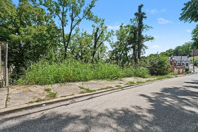 2480 River Road, Cincinnati, OH 45204