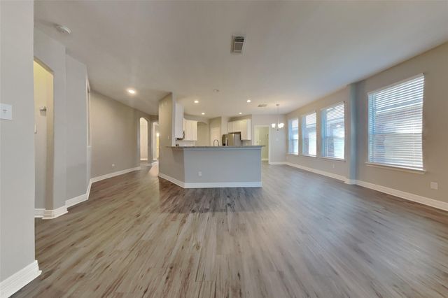 2815 Lockeridge Oaks Drive, Spring, TX 77386