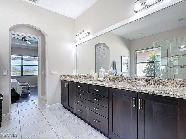 10264 Porto Romano DR, Miromar Lakes, FL 33913