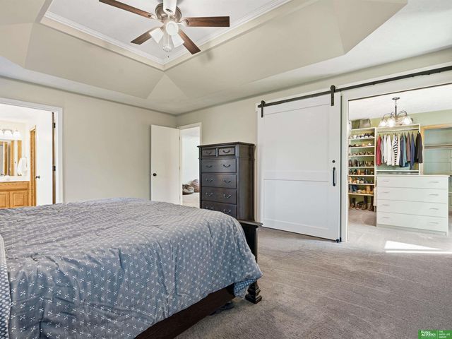 910 S 220th Street, Elkhorn, NE 68022