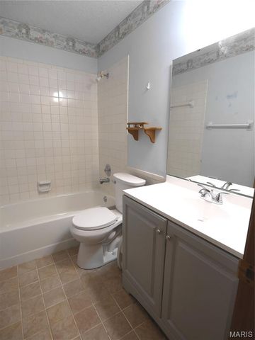 12228 Tarpon Drive, Florissant, MO 63033