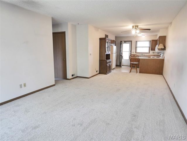 12228 Tarpon Drive, Florissant, MO 63033