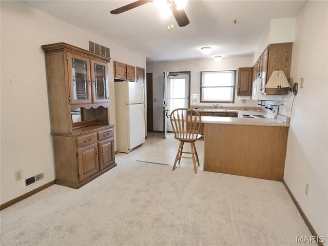 12228 Tarpon Drive, Florissant, MO 63033