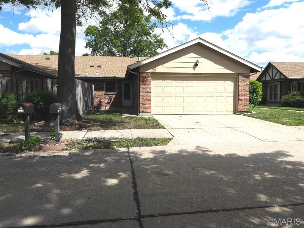 12228 Tarpon Drive, Florissant, MO 63033