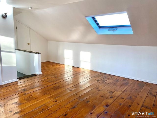 43 Mohegan Avenue 2, Stamford, CT 06902