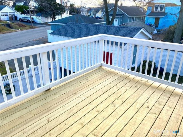 43 Mohegan Avenue 2, Stamford, CT 06902